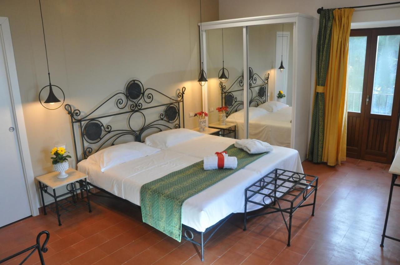 Villa Del Vescovo Cefalù Exteriör bild