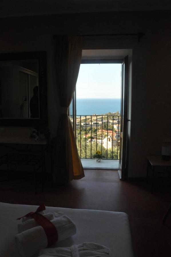 Villa Del Vescovo Cefalù Exteriör bild