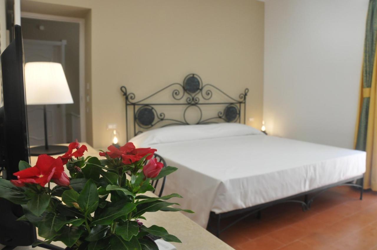 Villa Del Vescovo Cefalù Exteriör bild