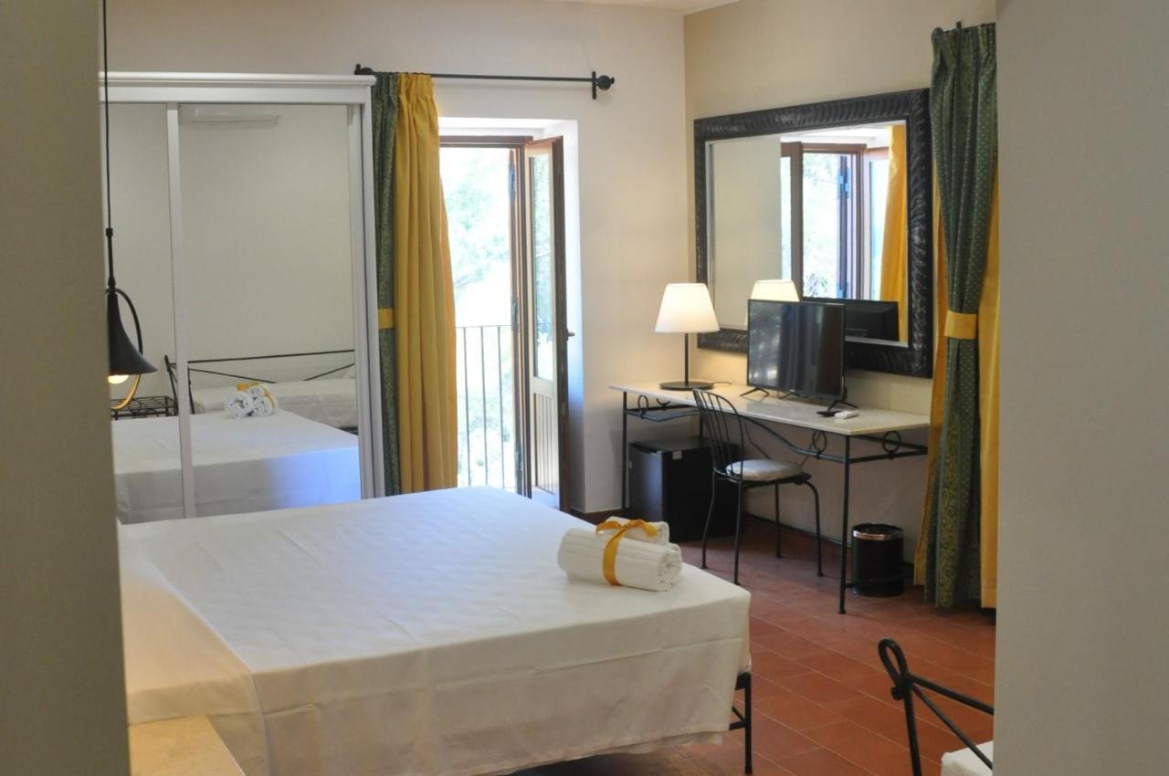 Villa Del Vescovo Cefalù Exteriör bild